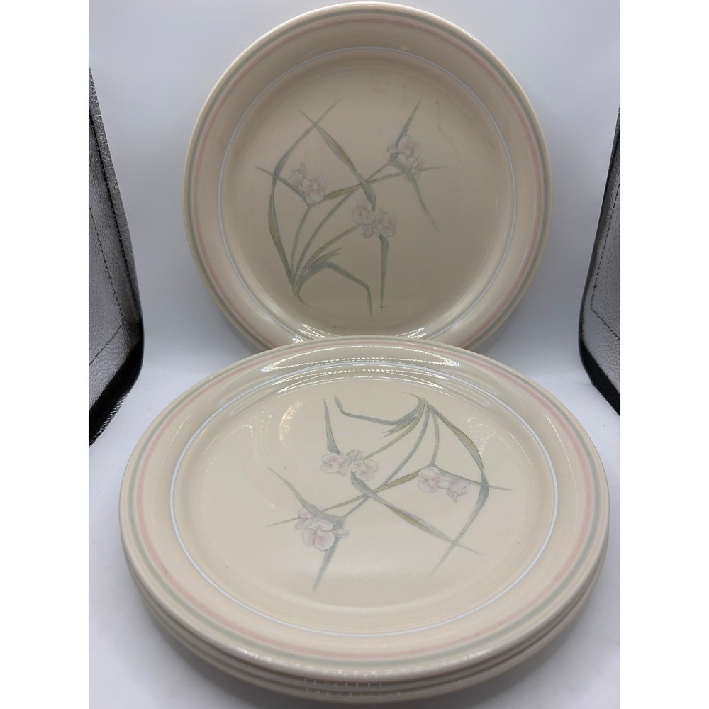 4 Vintage Corelle by Corning Spring Pond Design 8-1/2" Salad plates